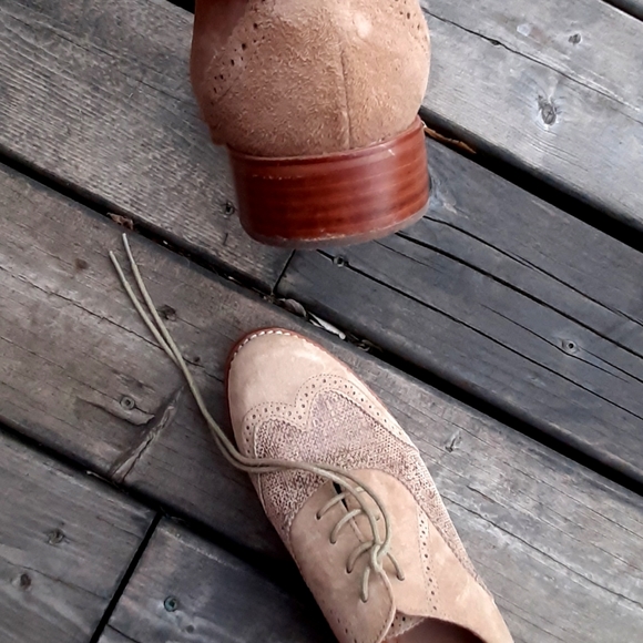 Sebago Lace-Up Dress Shoe - Picture 7 of 8